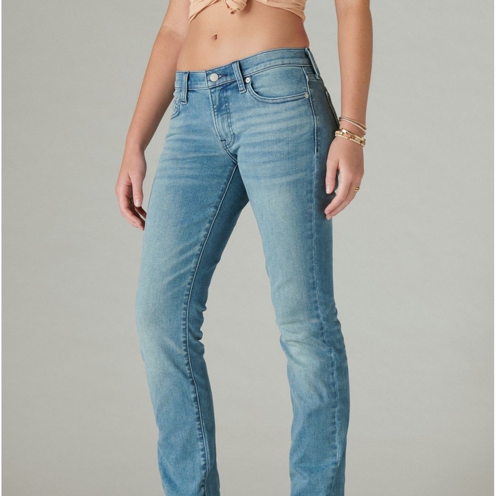 Lucky Brand women’s Mid Rise Sweet Straight Stretch Jeans Size 10/30 R